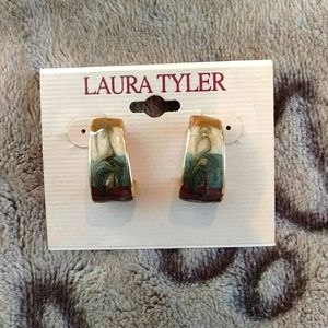 Earrings New Laura Tyler